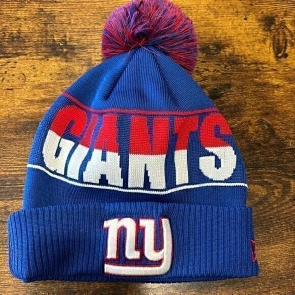NEW YORK GIANTS BEANIE POM POM WINTER KNIT NEW